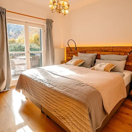 Gaestehaus Antonia * جارمش بارتنكيرشن