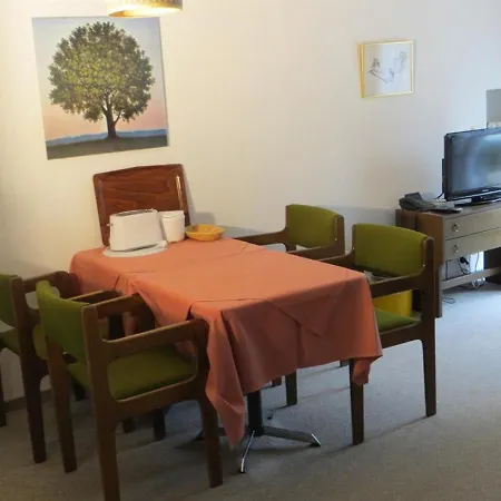 Apartment Gaestehaus Antonia *