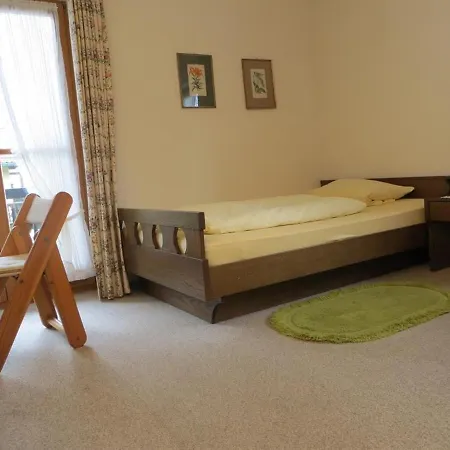 Apartment Gaestehaus Antonia *