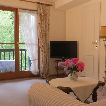 Apartment Gaestehaus Antonia Garmisch-Partenkirchen